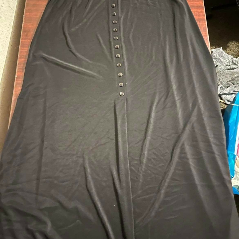 Black skirt